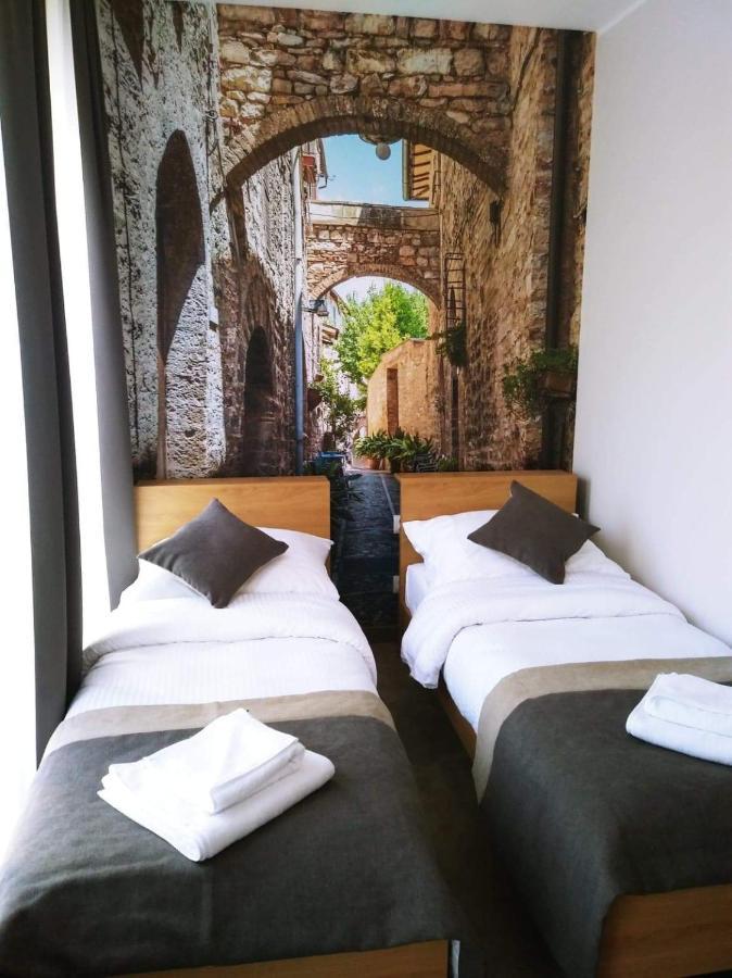 Bed and Breakfast Dom Weselny Ludmiła Kraśnik Zewnętrze zdjęcie